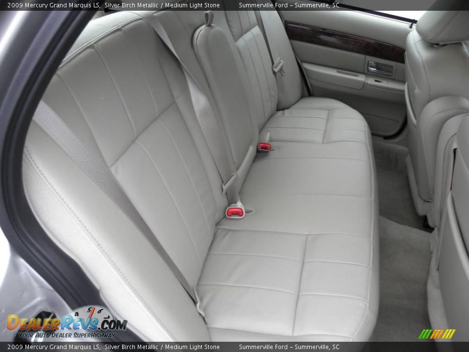 2009 Mercury Grand Marquis LS Silver Birch Metallic / Medium Light Stone Photo #10