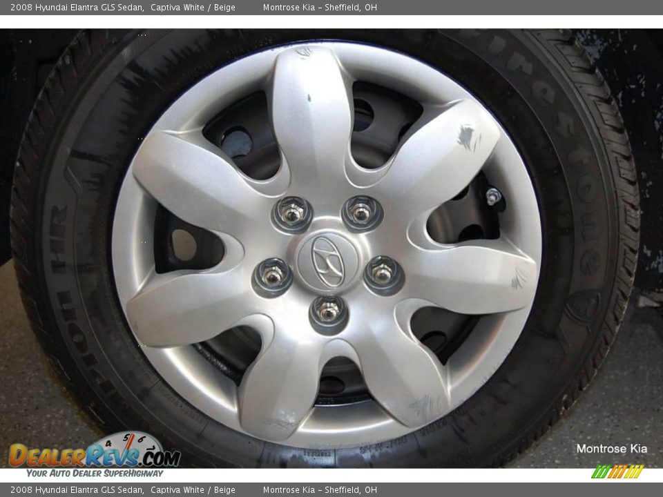 2008 Hyundai Elantra GLS Sedan Captiva White / Beige Photo #26