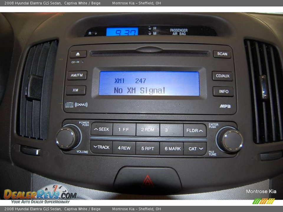2008 Hyundai Elantra GLS Sedan Captiva White / Beige Photo #30