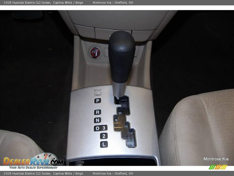 2008 Hyundai Elantra GLS Sedan Captiva White / Beige Photo #33