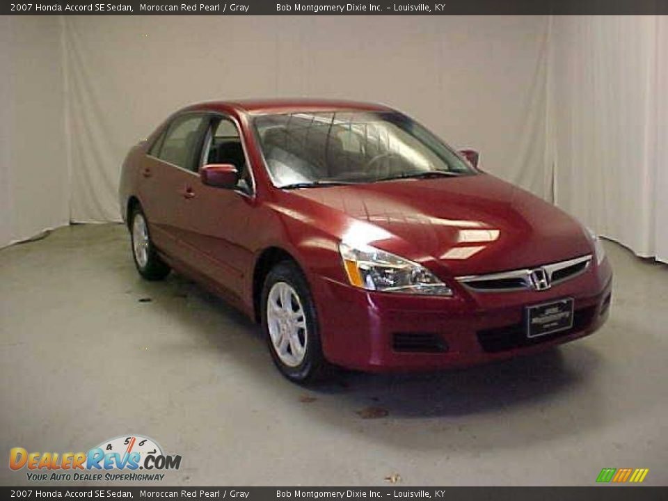 2007 Honda Accord SE Sedan Moroccan Red Pearl / Gray Photo #3