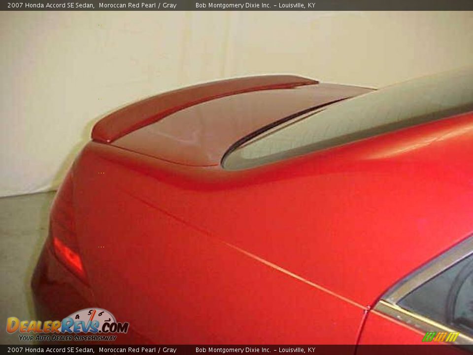 2007 Honda Accord SE Sedan Moroccan Red Pearl / Gray Photo #10