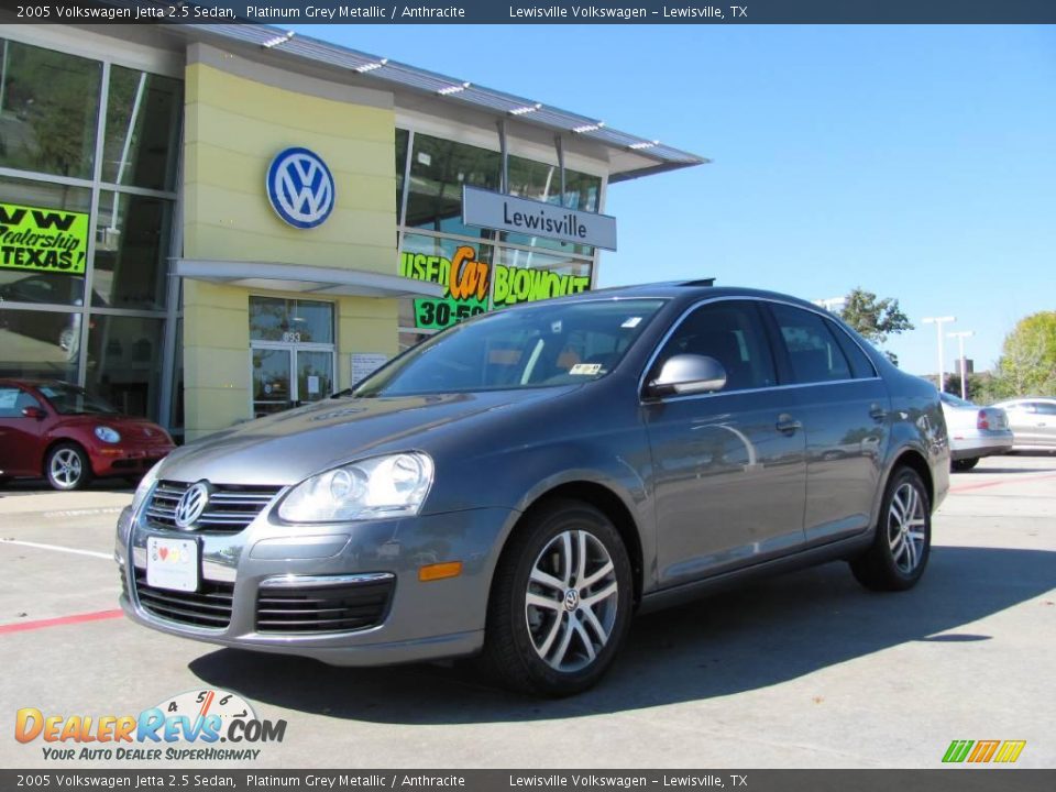 2005 Volkswagen Jetta 2.5 Sedan Platinum Grey Metallic / Anthracite Photo #1