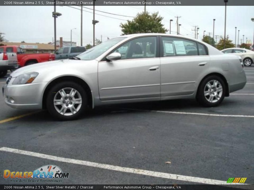 2006 Nissan Altima 2.5 S Sheer Silver Metallic / Charcoal Photo #2