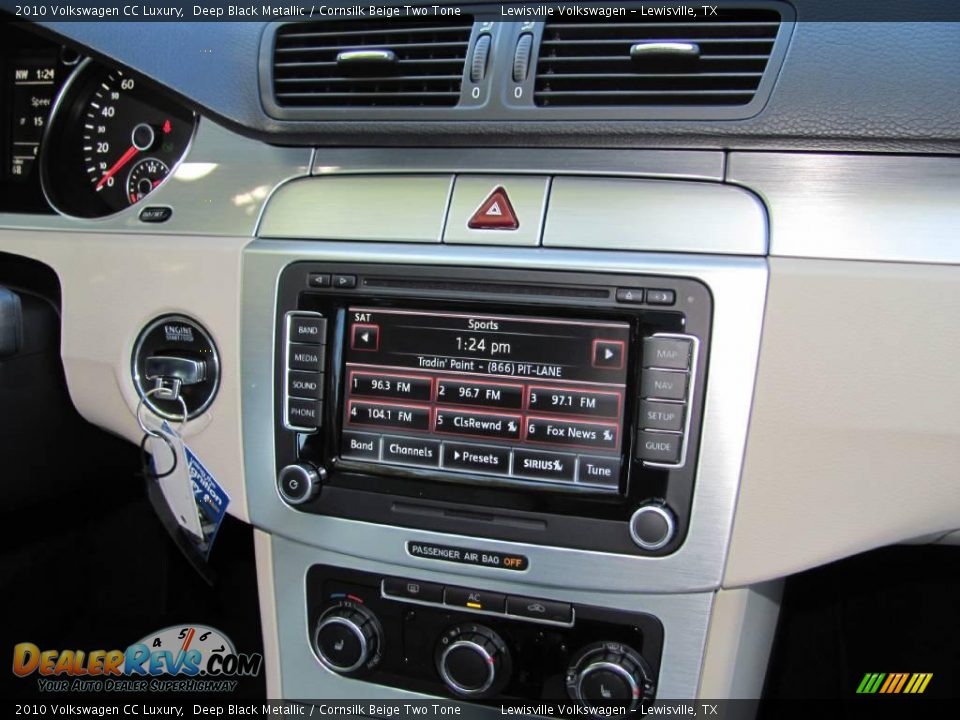 2010 Volkswagen CC Luxury Deep Black Metallic / Cornsilk Beige Two Tone Photo #17