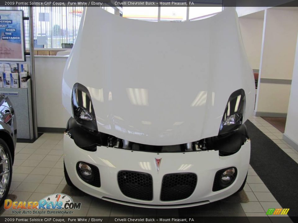 2009 Pontiac Solstice GXP Coupe Pure White / Ebony Photo #29