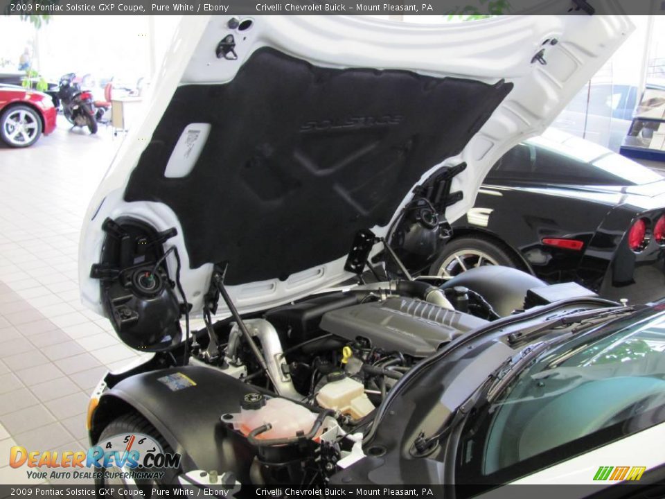 2009 Pontiac Solstice GXP Coupe Pure White / Ebony Photo #30