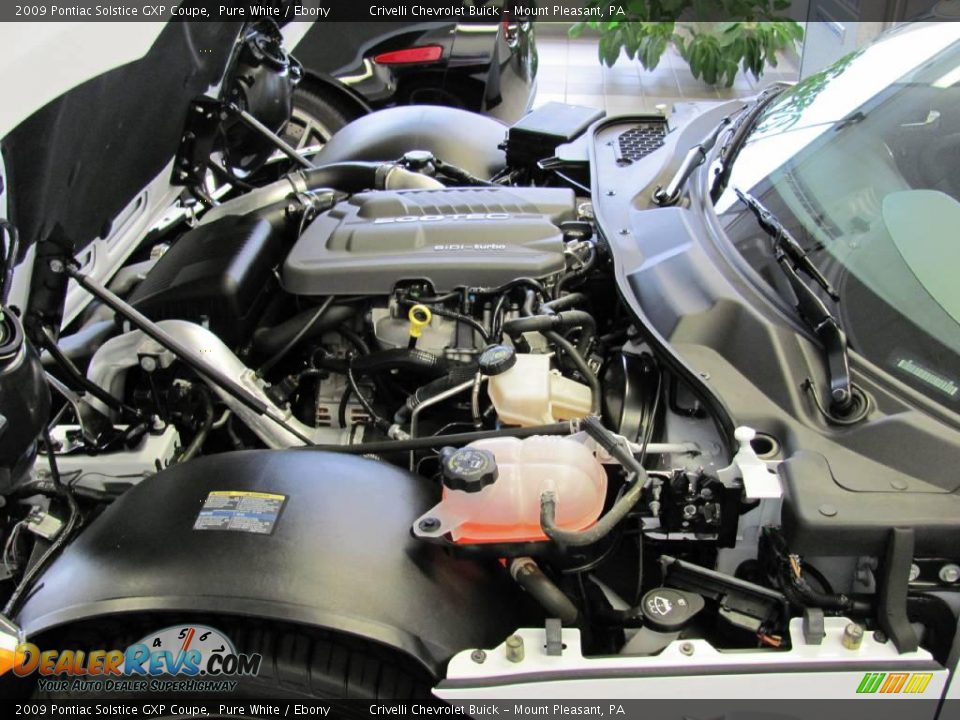 2009 Pontiac Solstice GXP Coupe Pure White / Ebony Photo #31