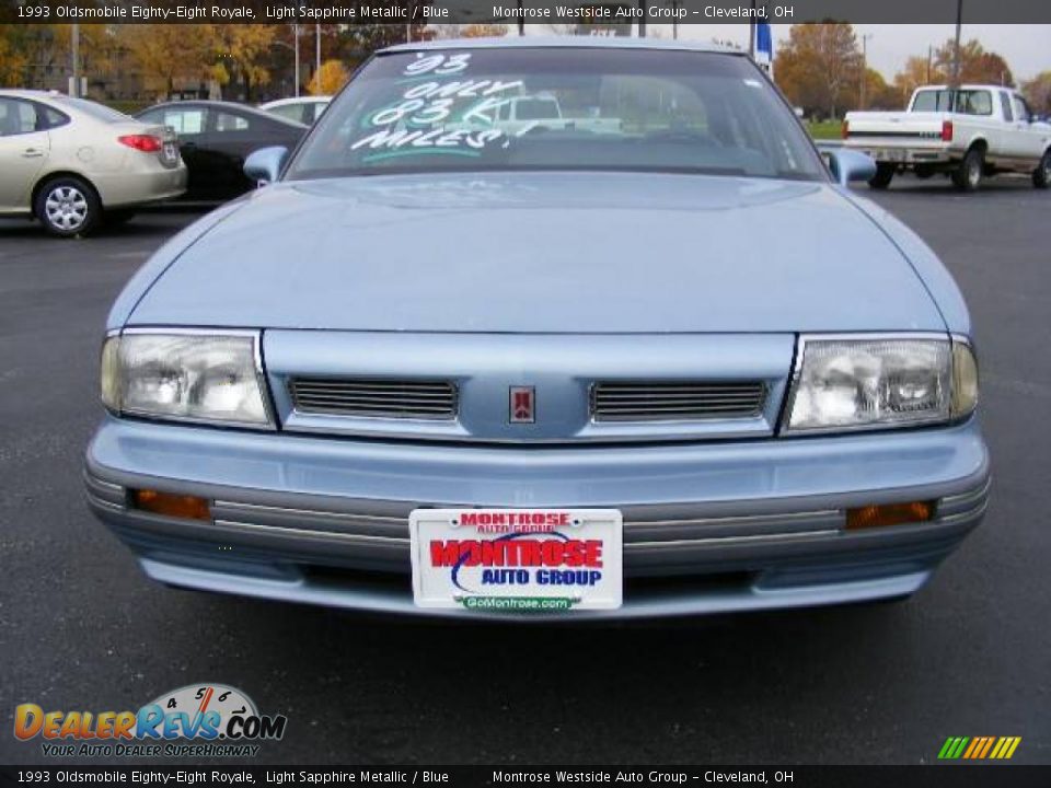 1993 Oldsmobile Eighty-Eight Royale Light Sapphire Metallic / Blue Photo #8