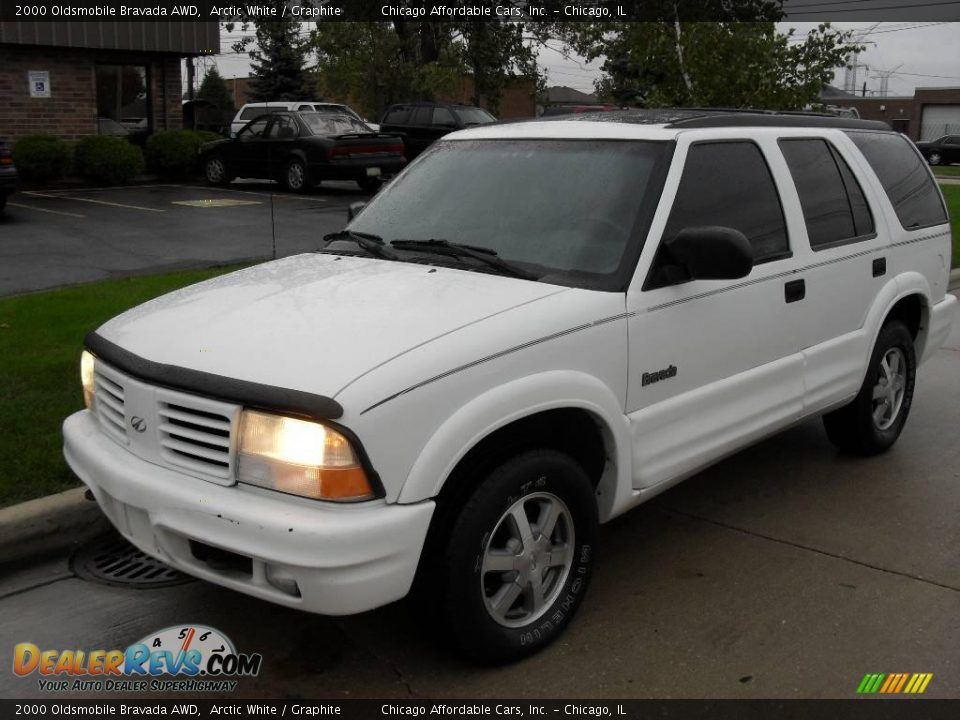 2000 Oldsmobile Bravada AWD Arctic White / Graphite Photo #3