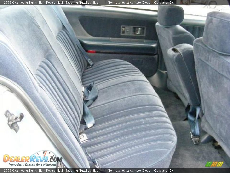 1993 Oldsmobile Eighty-Eight Royale Light Sapphire Metallic / Blue Photo #12