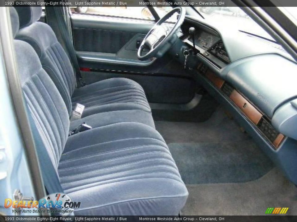 1993 Oldsmobile Eighty-Eight Royale Light Sapphire Metallic / Blue Photo #13