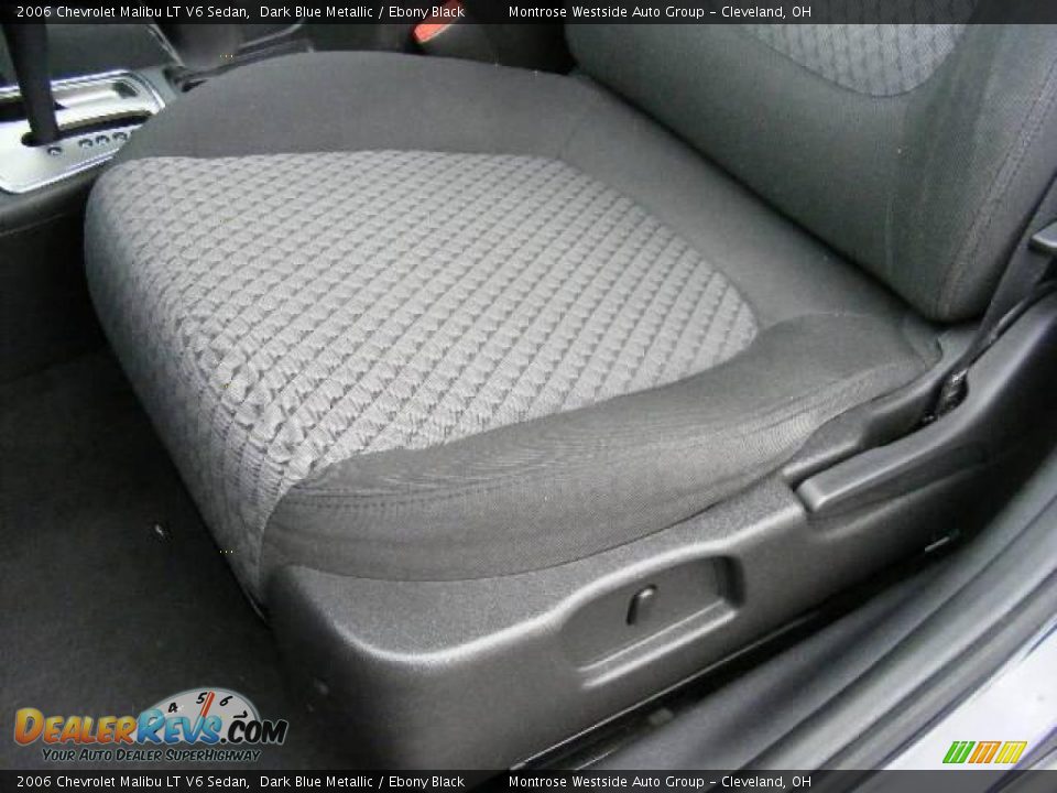 2006 Chevrolet Malibu LT V6 Sedan Dark Blue Metallic / Ebony Black Photo #10