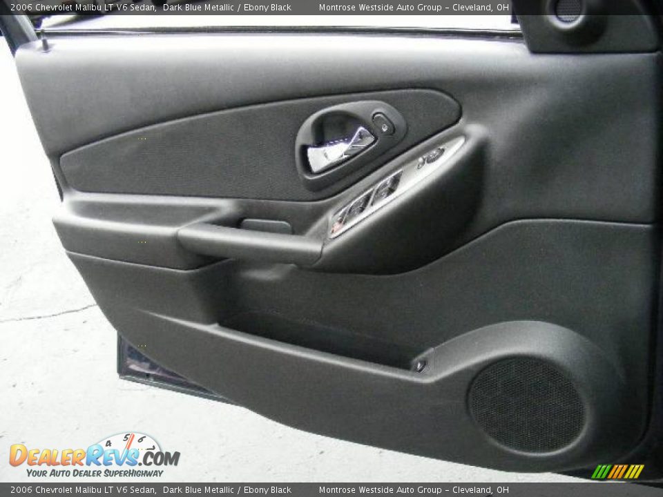 2006 Chevrolet Malibu LT V6 Sedan Dark Blue Metallic / Ebony Black Photo #24