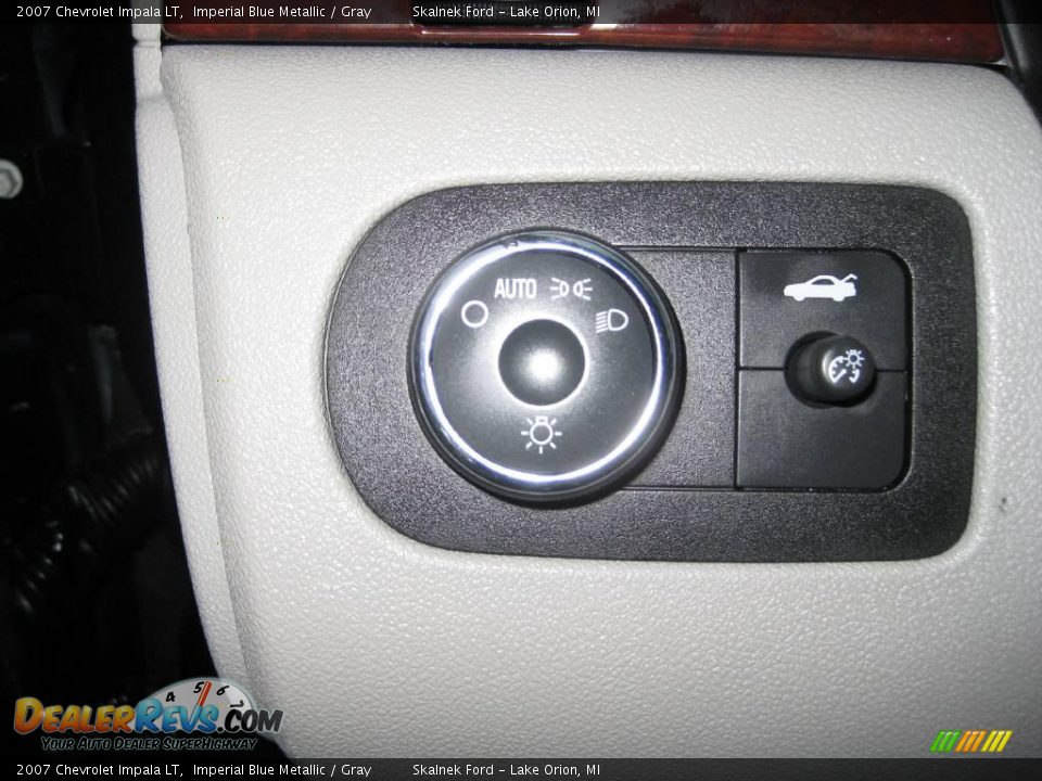2007 Chevrolet Impala LT Imperial Blue Metallic / Gray Photo #26