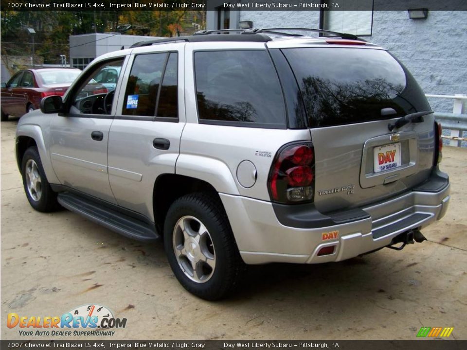 2007 Chevrolet TrailBlazer LS 4x4 Imperial Blue Metallic / Light Gray Photo #5