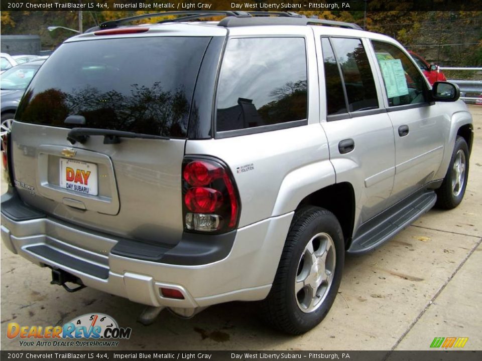 2007 Chevrolet TrailBlazer LS 4x4 Imperial Blue Metallic / Light Gray Photo #9
