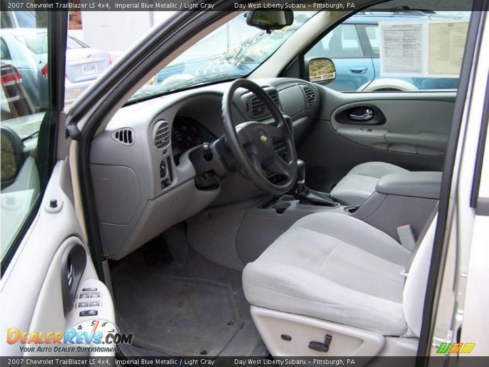 2007 Chevrolet TrailBlazer LS 4x4 Imperial Blue Metallic / Light Gray Photo #13
