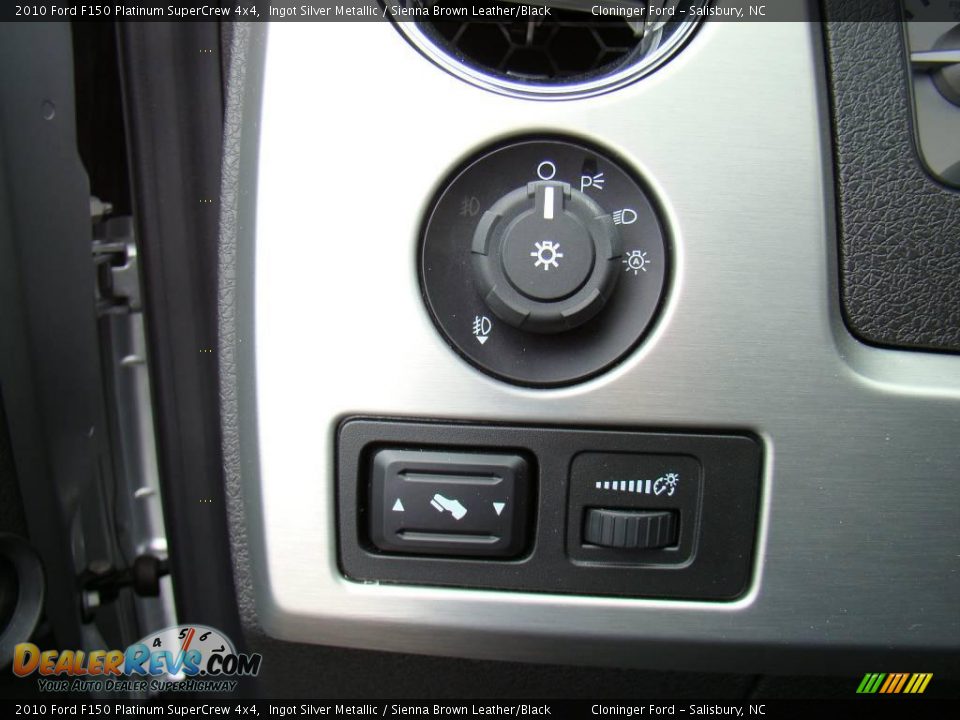 2010 Ford F150 Platinum SuperCrew 4x4 Ingot Silver Metallic / Sienna Brown Leather/Black Photo #35