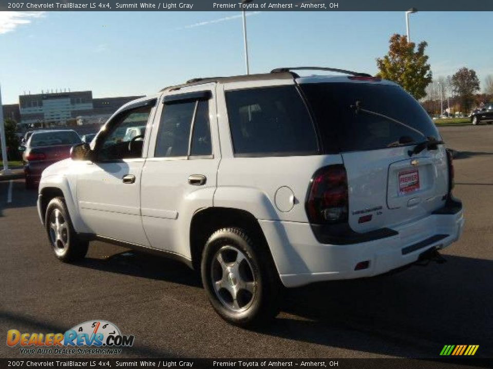 2007 Chevrolet TrailBlazer LS 4x4 Summit White / Light Gray Photo #3