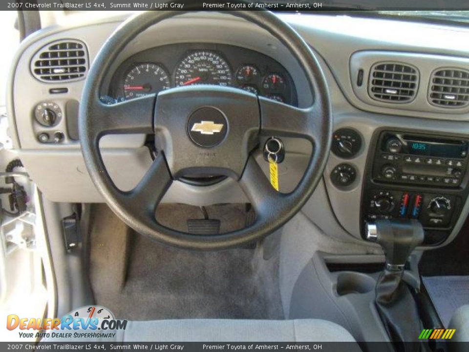 2007 Chevrolet TrailBlazer LS 4x4 Summit White / Light Gray Photo #14