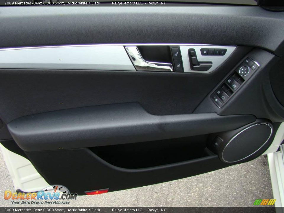 2009 Mercedes-Benz C 300 Sport Arctic White / Black Photo #7
