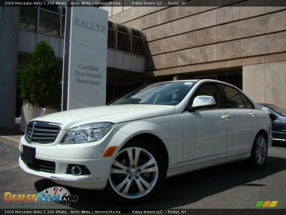 2009 Mercedes-Benz C 300 4Matic Arctic White / Almond/Mocha Photo #1