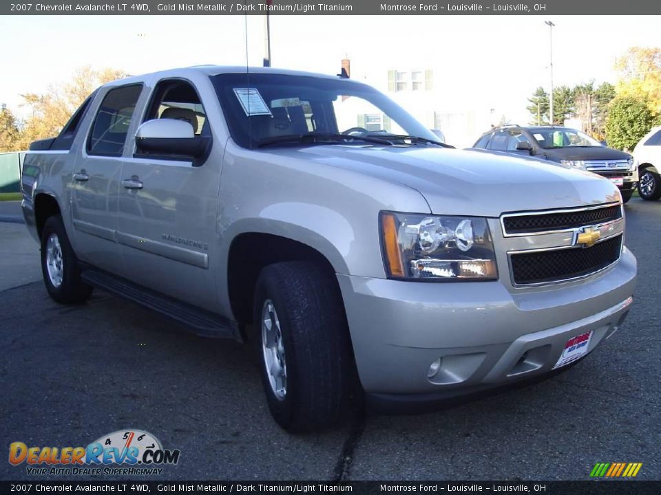 2007 Chevrolet Avalanche LT 4WD Gold Mist Metallic / Dark Titanium/Light Titanium Photo #7