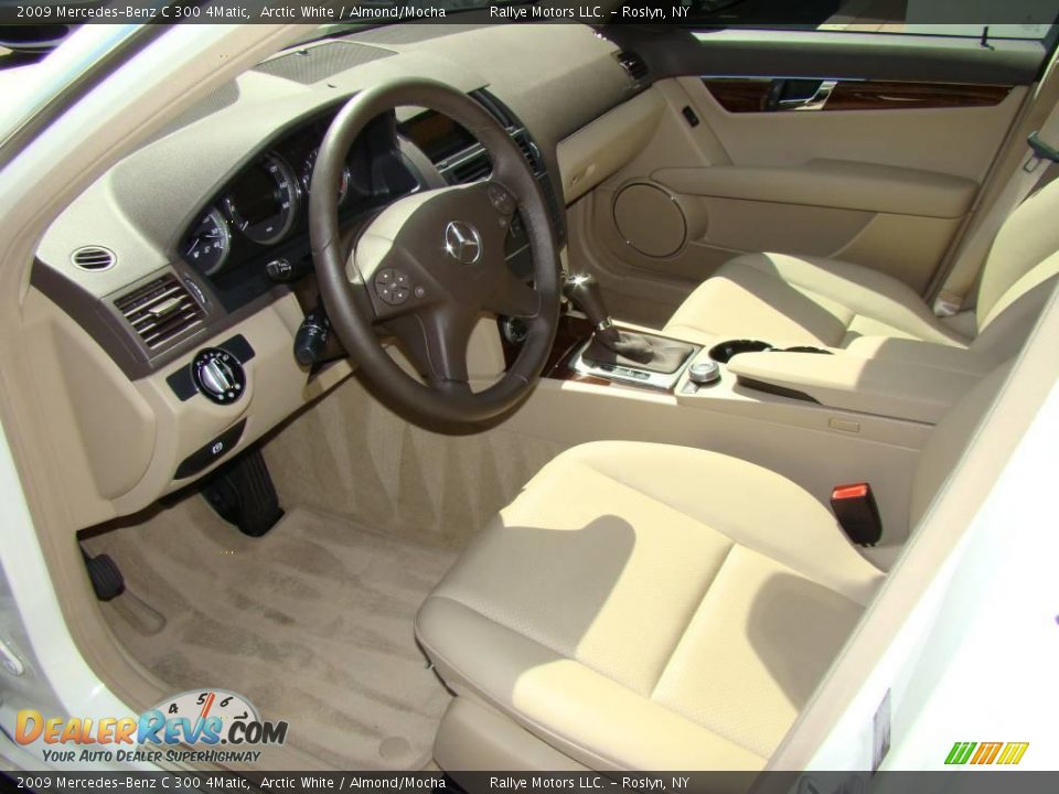 2009 Mercedes-Benz C 300 4Matic Arctic White / Almond/Mocha Photo #10