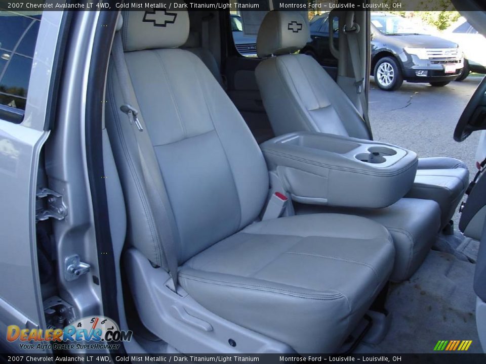 2007 Chevrolet Avalanche LT 4WD Gold Mist Metallic / Dark Titanium/Light Titanium Photo #16
