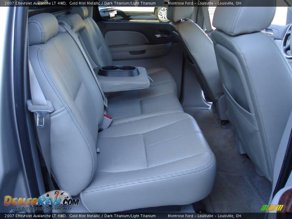 2007 Chevrolet Avalanche LT 4WD Gold Mist Metallic / Dark Titanium/Light Titanium Photo #17