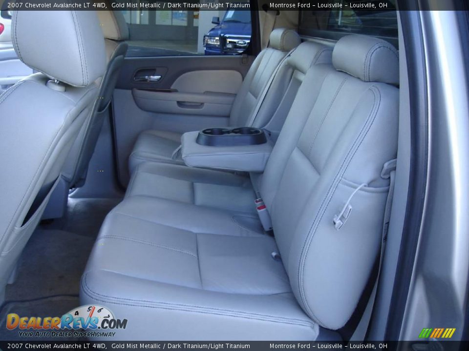 2007 Chevrolet Avalanche LT 4WD Gold Mist Metallic / Dark Titanium/Light Titanium Photo #18