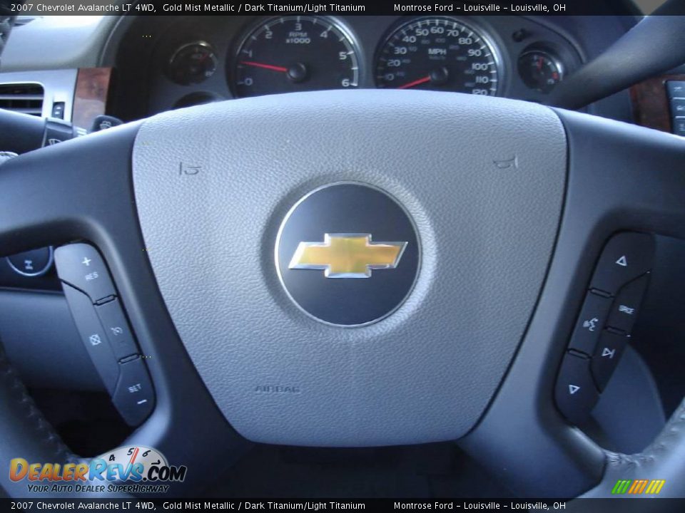 2007 Chevrolet Avalanche LT 4WD Gold Mist Metallic / Dark Titanium/Light Titanium Photo #29