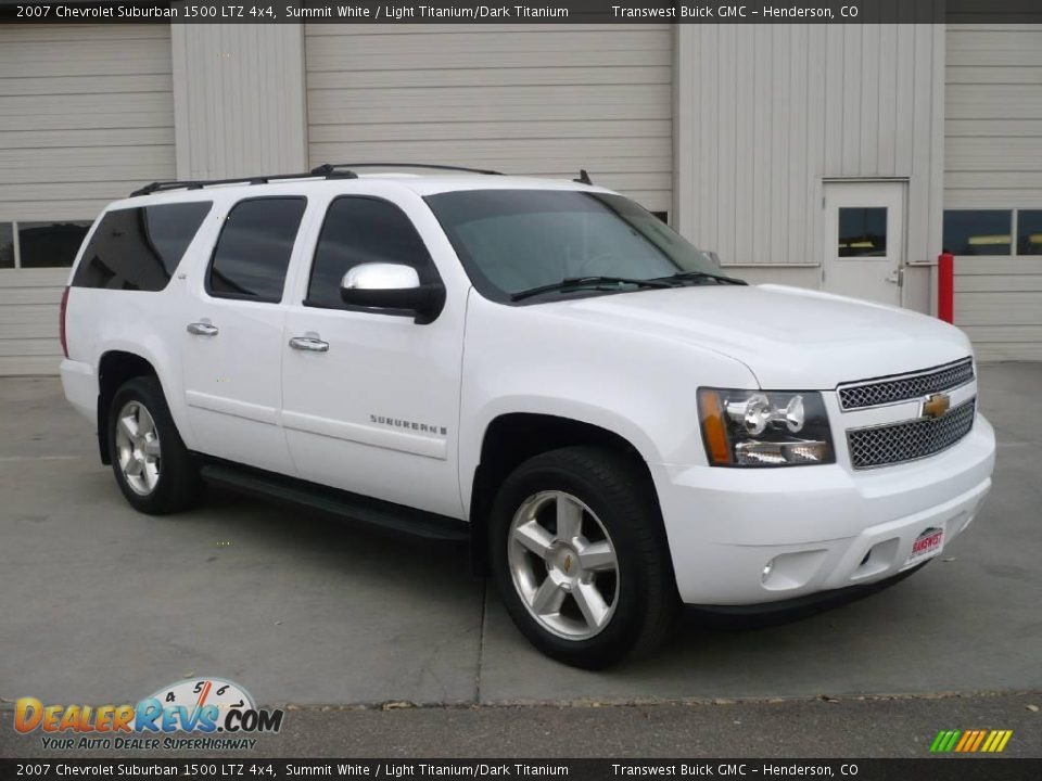 2007 Chevrolet Suburban 1500 LTZ 4x4 Summit White / Light Titanium/Dark Titanium Photo #1