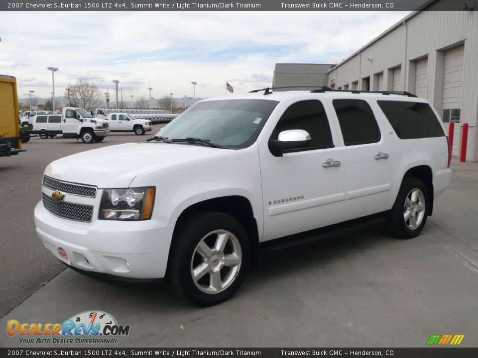2007 Chevrolet Suburban 1500 LTZ 4x4 Summit White / Light Titanium/Dark Titanium Photo #3