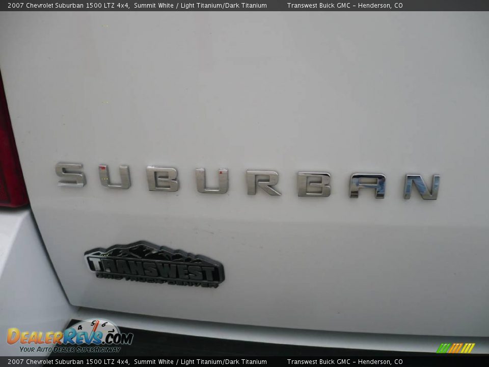 2007 Chevrolet Suburban 1500 LTZ 4x4 Summit White / Light Titanium/Dark Titanium Photo #13