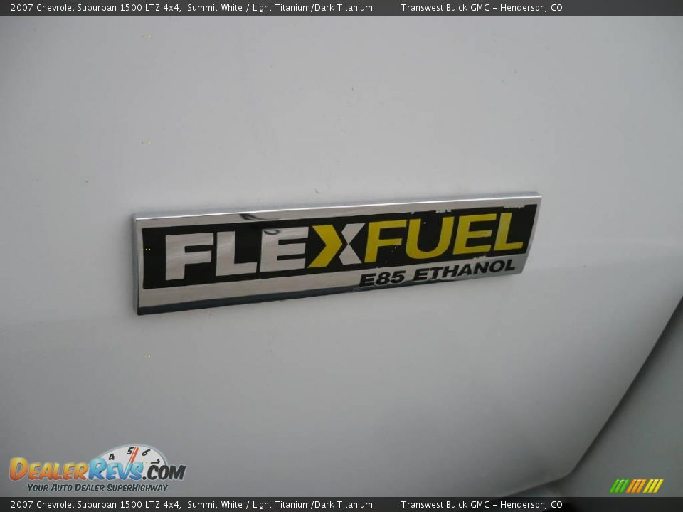 2007 Chevrolet Suburban 1500 LTZ 4x4 Summit White / Light Titanium/Dark Titanium Photo #15