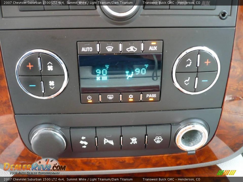 2007 Chevrolet Suburban 1500 LTZ 4x4 Summit White / Light Titanium/Dark Titanium Photo #33