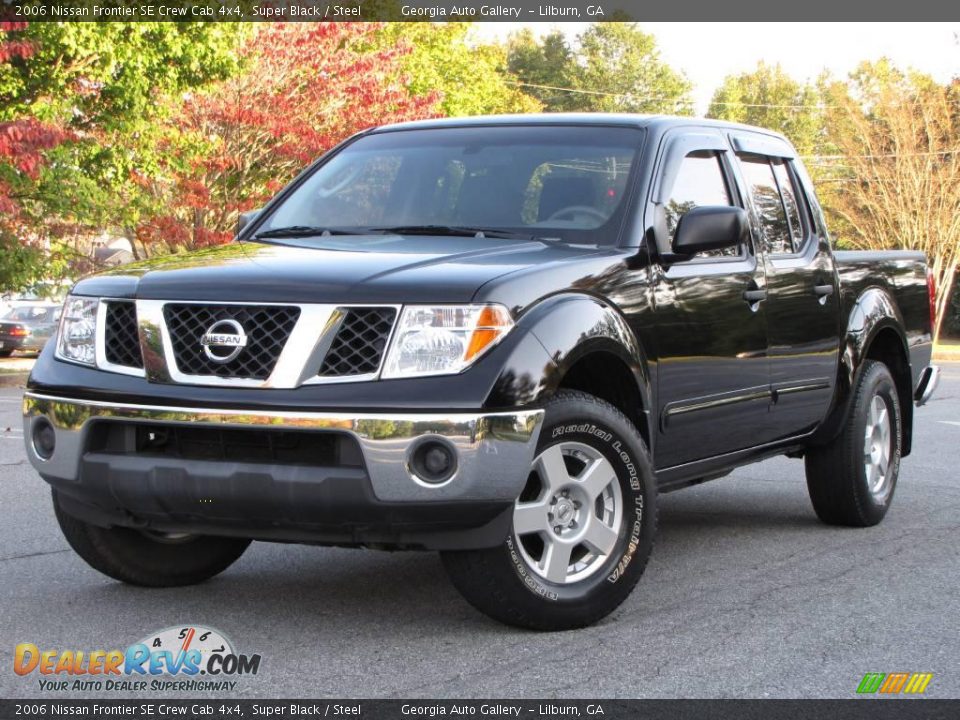 2006 Nissan Frontier SE Crew Cab 4x4 Super Black / Steel Photo #2