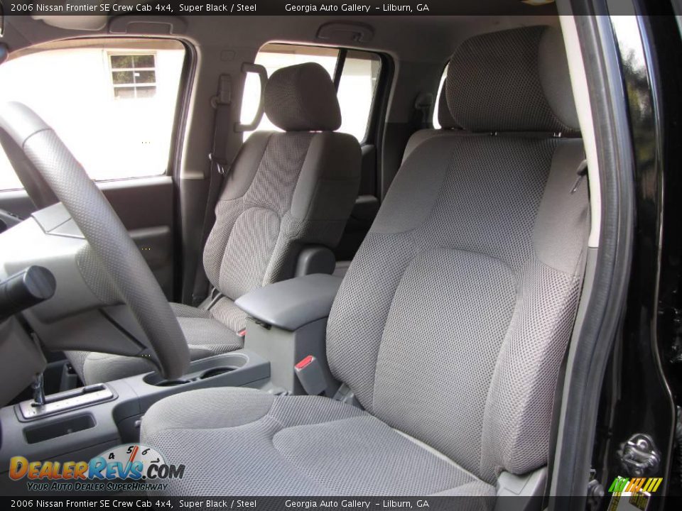 2006 Nissan Frontier SE Crew Cab 4x4 Super Black / Steel Photo #22