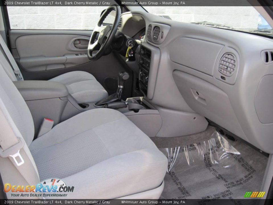 2009 Chevrolet TrailBlazer LT 4x4 Dark Cherry Metallic / Gray Photo #5