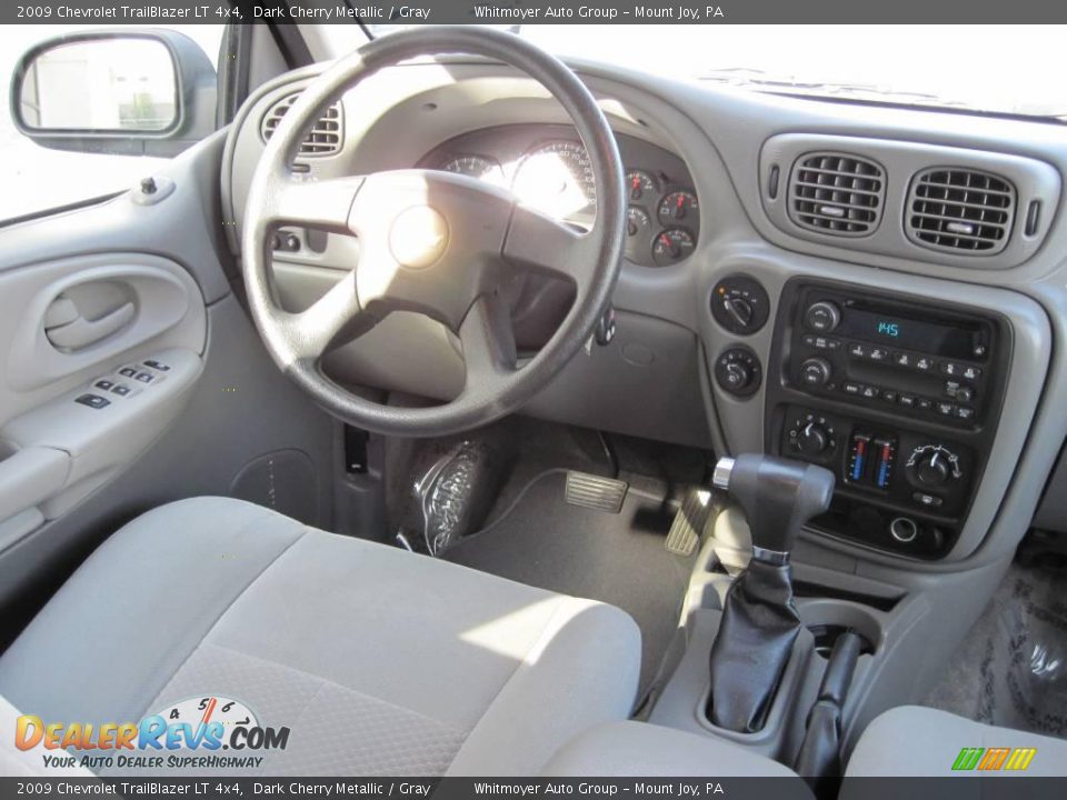 2009 Chevrolet TrailBlazer LT 4x4 Dark Cherry Metallic / Gray Photo #7