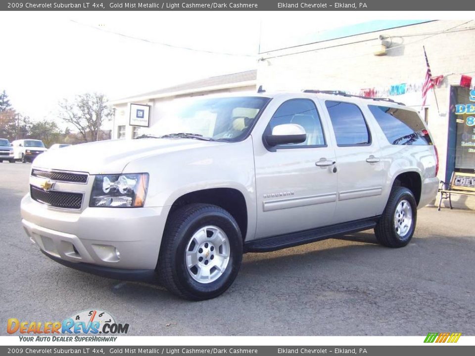 2009 Chevrolet Suburban LT 4x4 Gold Mist Metallic / Light Cashmere/Dark Cashmere Photo #1
