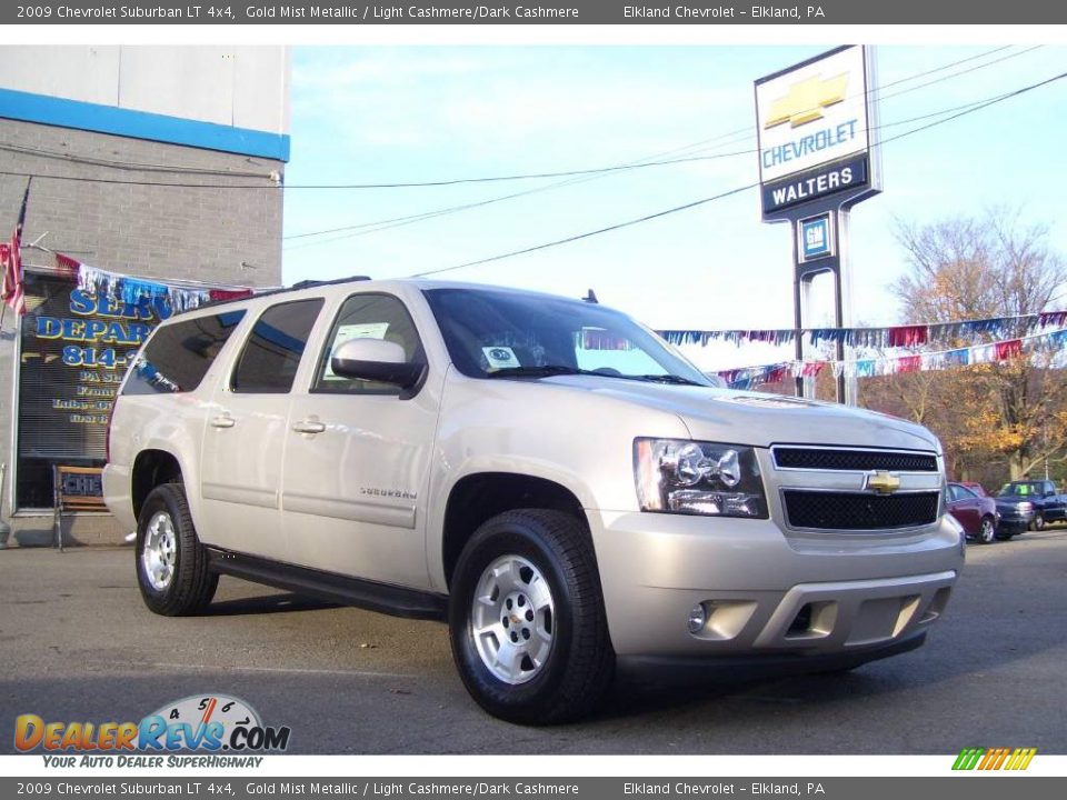 2009 Chevrolet Suburban LT 4x4 Gold Mist Metallic / Light Cashmere/Dark Cashmere Photo #3