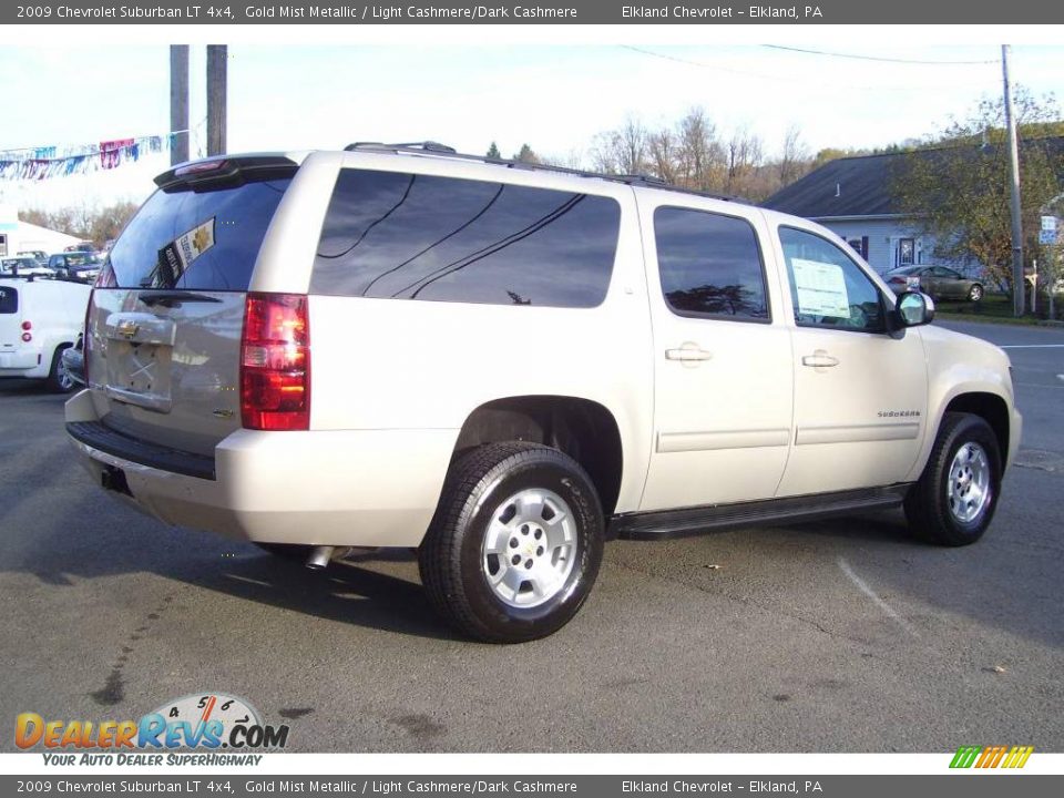 2009 Chevrolet Suburban LT 4x4 Gold Mist Metallic / Light Cashmere/Dark Cashmere Photo #5