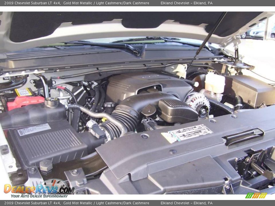 2009 Chevrolet Suburban LT 4x4 Gold Mist Metallic / Light Cashmere/Dark Cashmere Photo #11