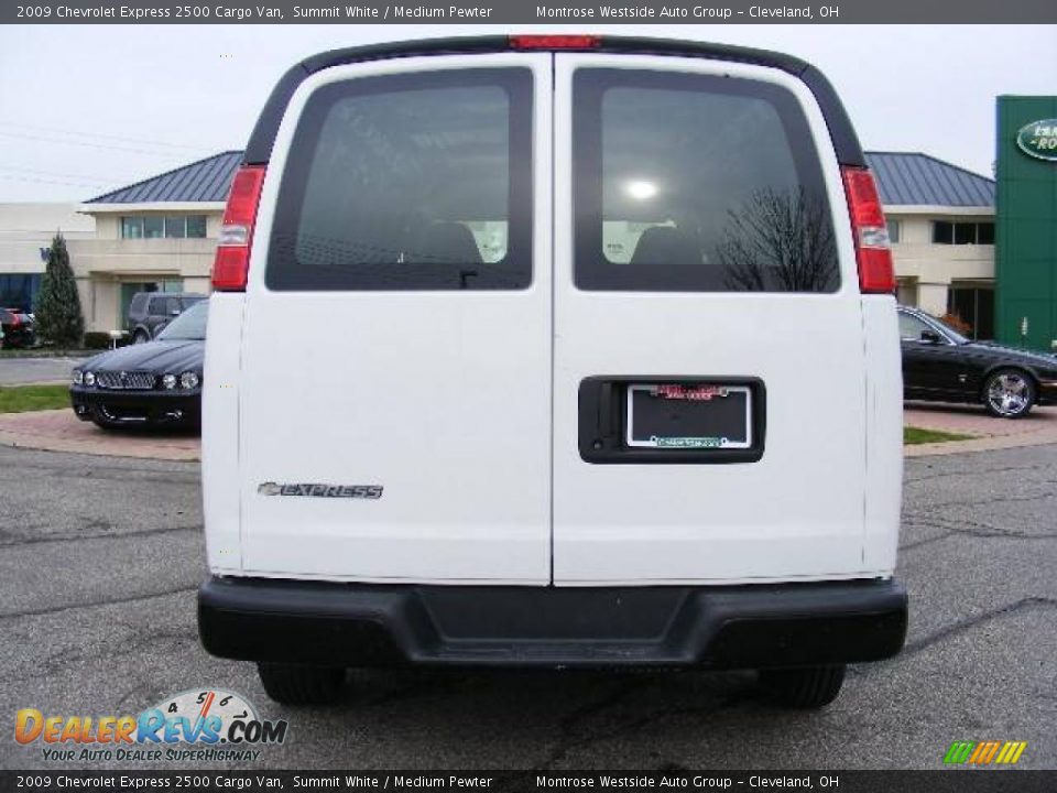 2009 Chevrolet Express 2500 Cargo Van Summit White / Medium Pewter Photo #4
