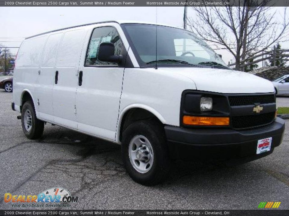 2009 Chevrolet Express 2500 Cargo Van Summit White / Medium Pewter Photo #7