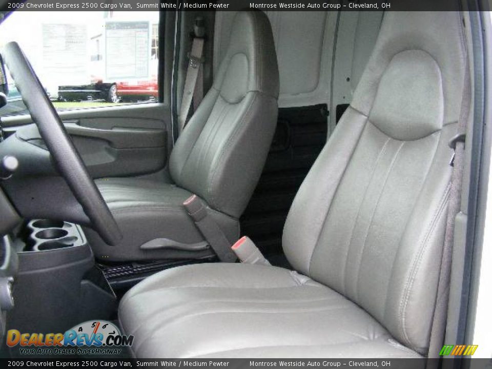 2009 Chevrolet Express 2500 Cargo Van Summit White / Medium Pewter Photo #9