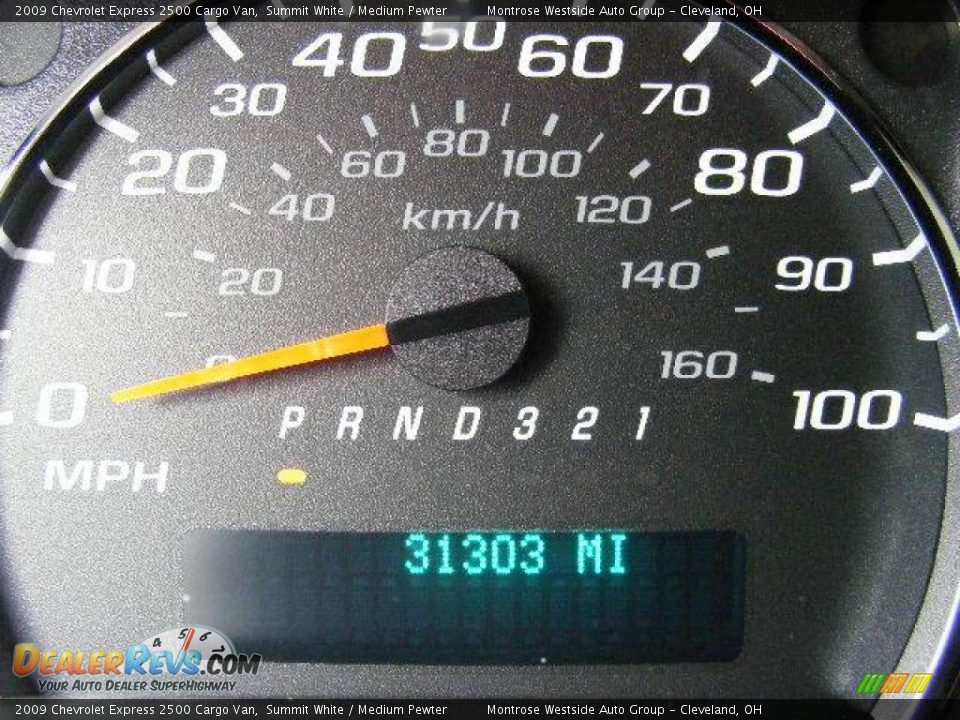 2009 Chevrolet Express 2500 Cargo Van Summit White / Medium Pewter Photo #18